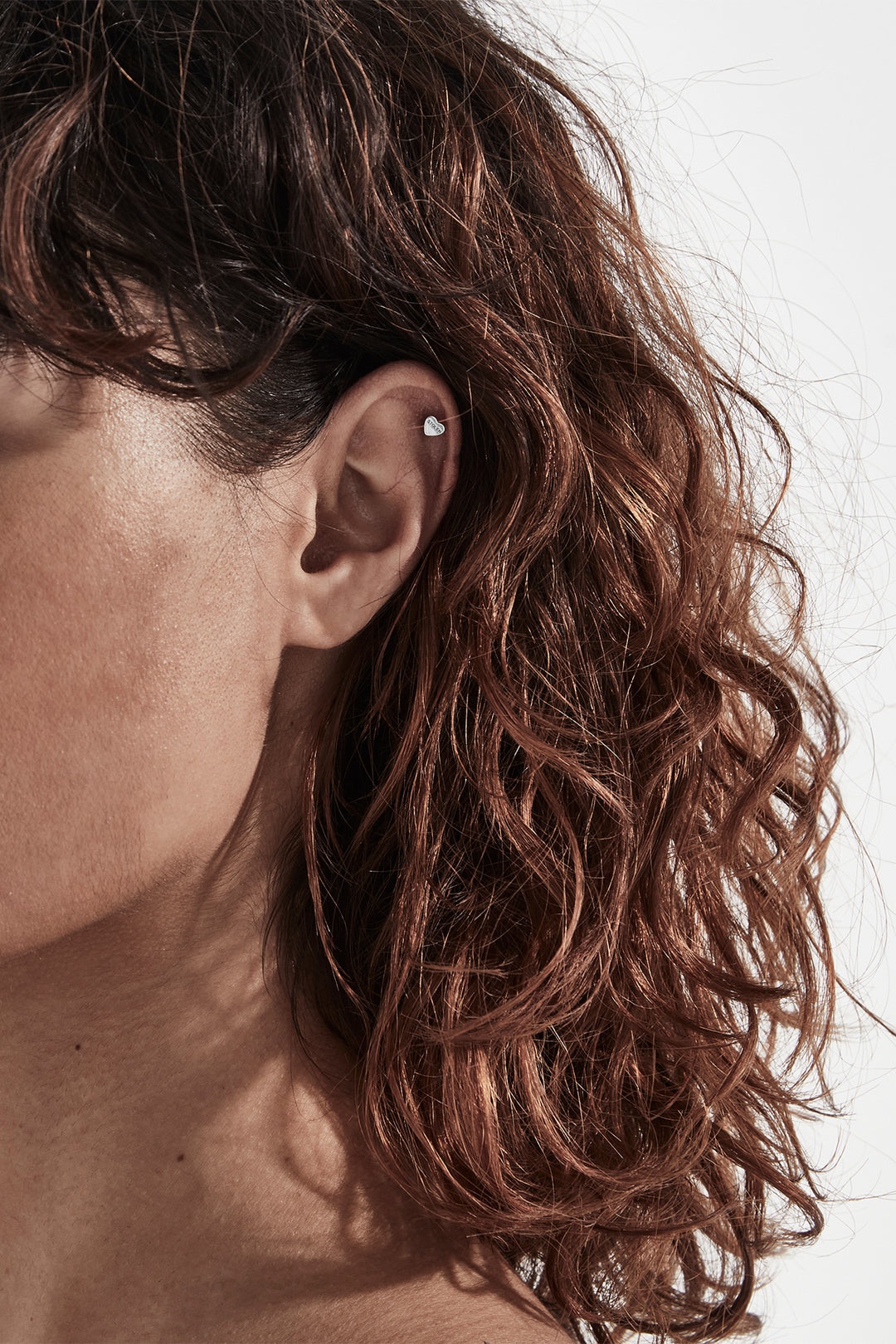 STOLEN HEART CARTILAGE SINGLE STUD - 9K WHITE GOLD