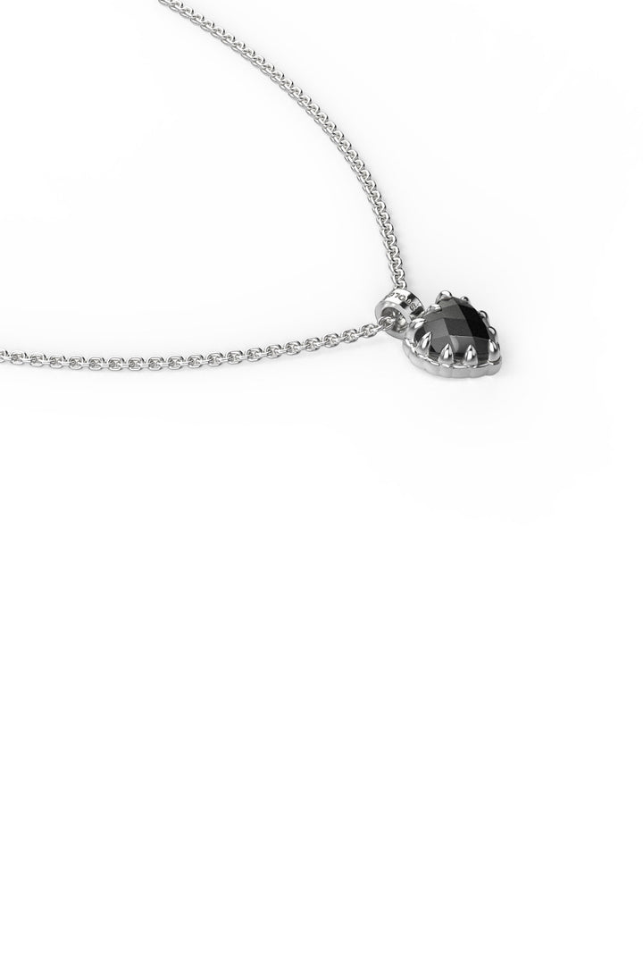 LOVE CLAW NECKLACE ONYX
