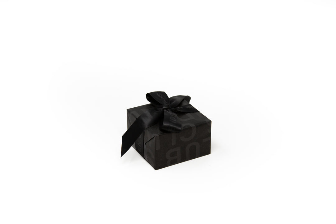 GIFT WRAPPING