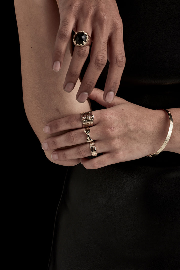 SIX PIECE BAND RING - 9K GOLD