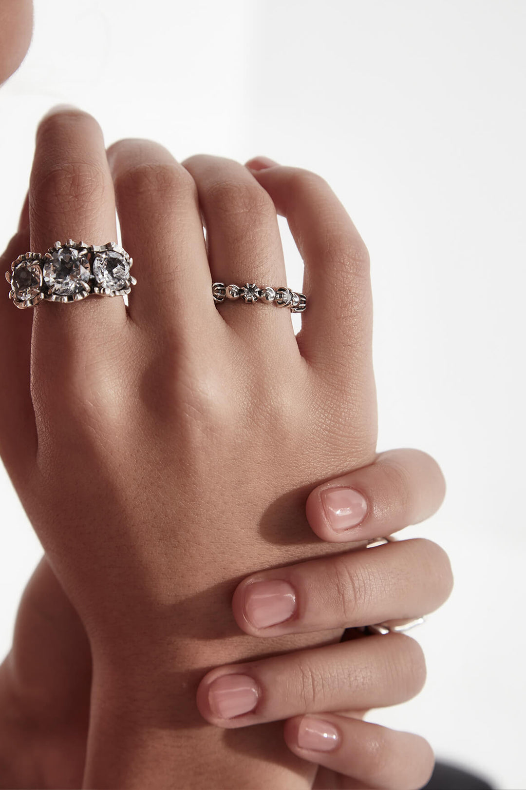 DELICATE DISTORTION COCKTAIL RING