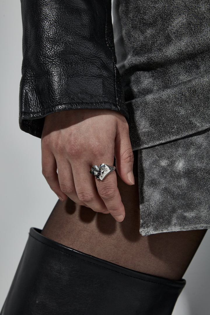 DECONSTRUCTED HEART SIGNET RING