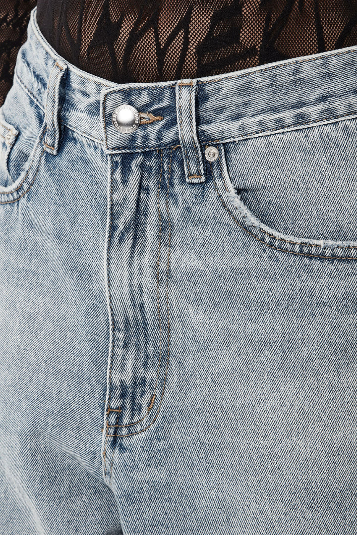DUST & GRIT JEAN - WASHED BLUE