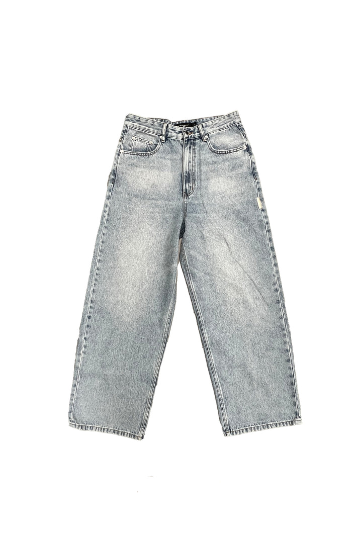 DUST AND GRIT JEAN - WASHED BLUE
