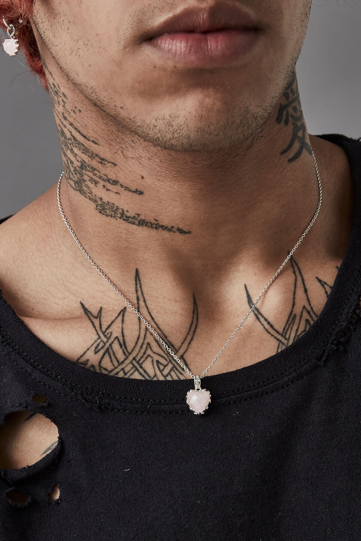 LOVE CLAW NECKLACE ROSE QUARTZ – Stolen Girlfriends Club