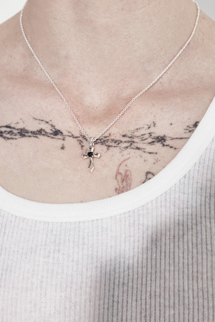 BLIND FAITH NECKLACE