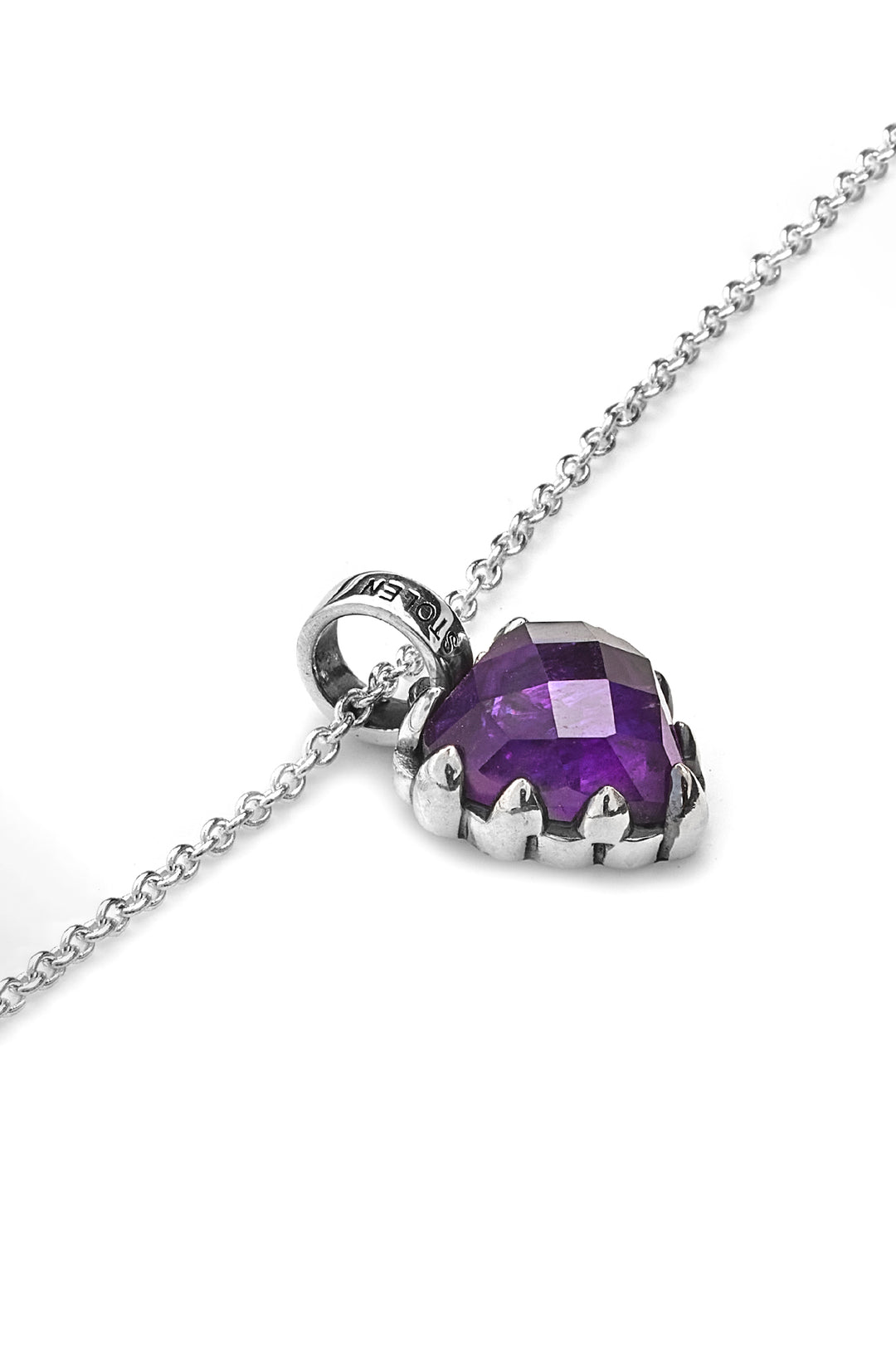 LOVE CLAW NECKLACE DARK AMETHYST