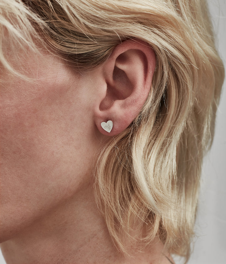 WARM WELCOME HEART STUDS