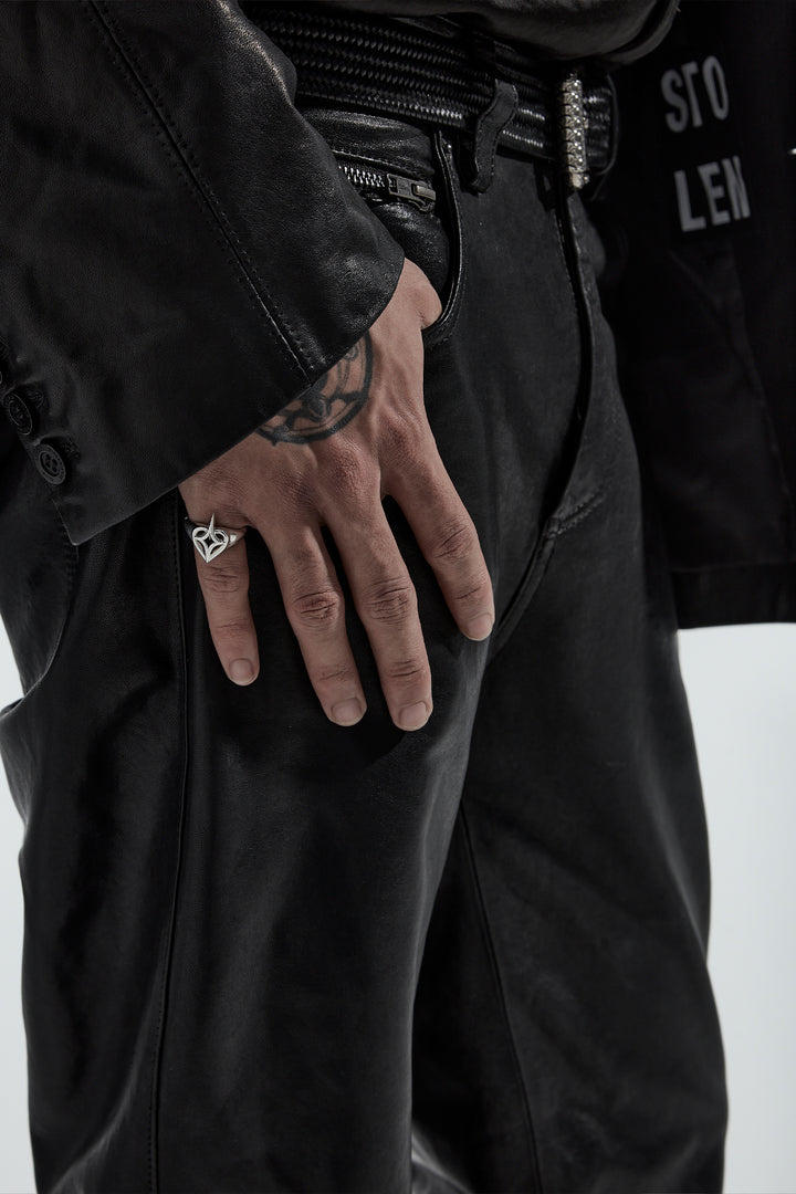 STARSTRUCK SIGNET RING