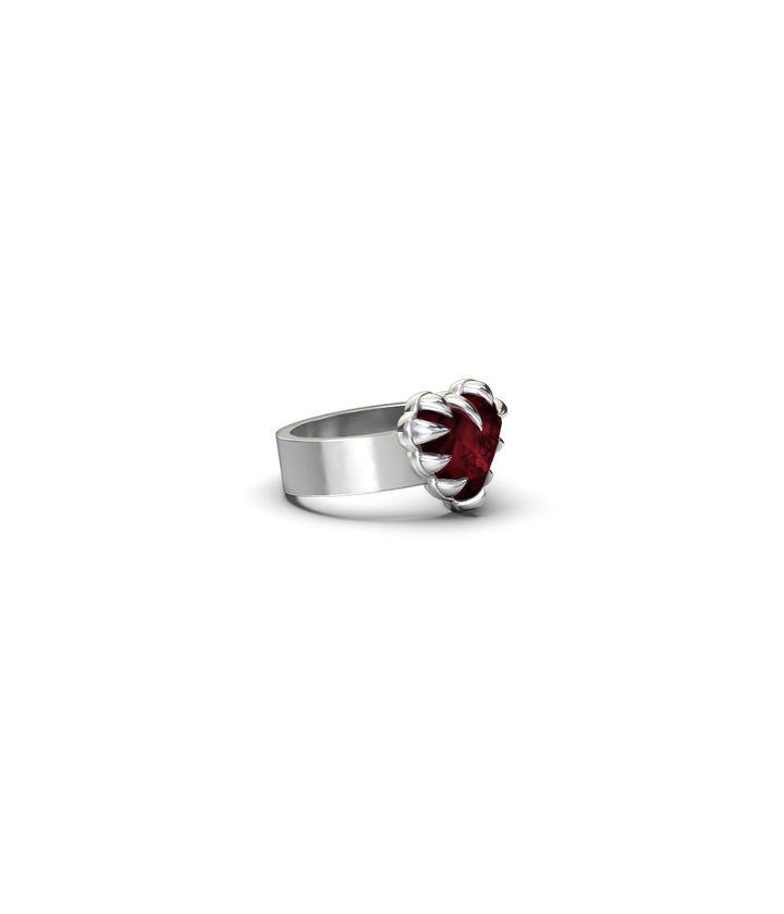 LOVE CLAW RING GARNET