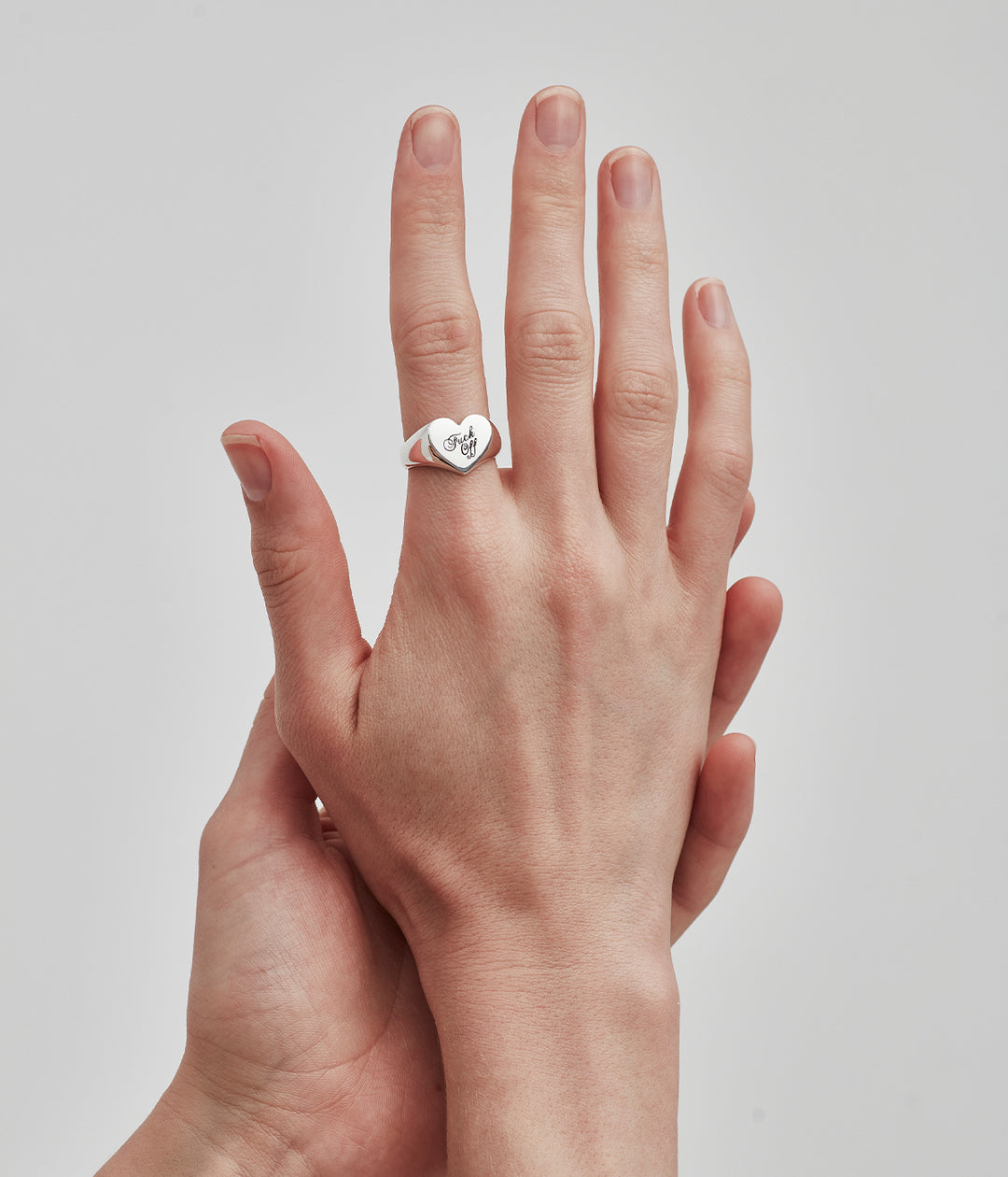 WARM WELCOME HEART RING