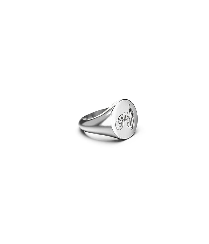 WARM WELCOME SIGNET RING