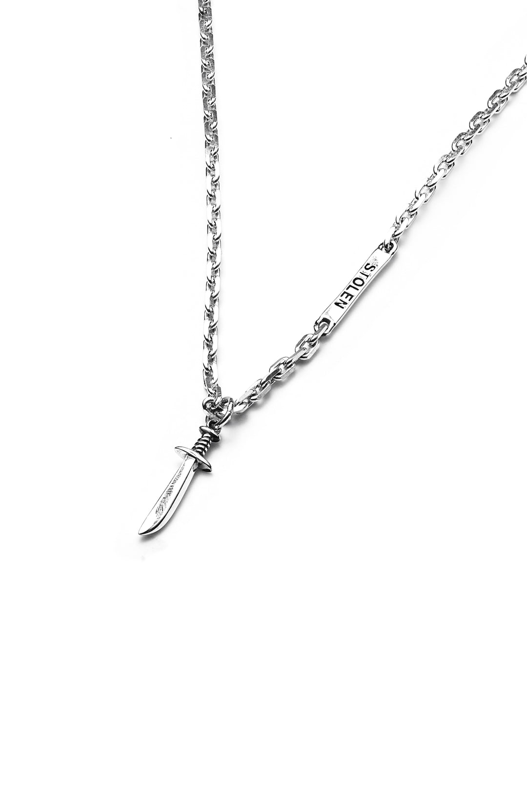 BABY DAGGER NECKLACE