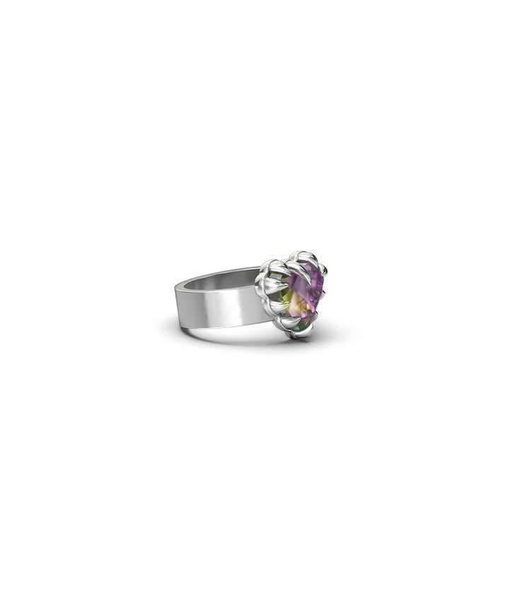 LOVE CLAW RING MYSTIC QUARTZ