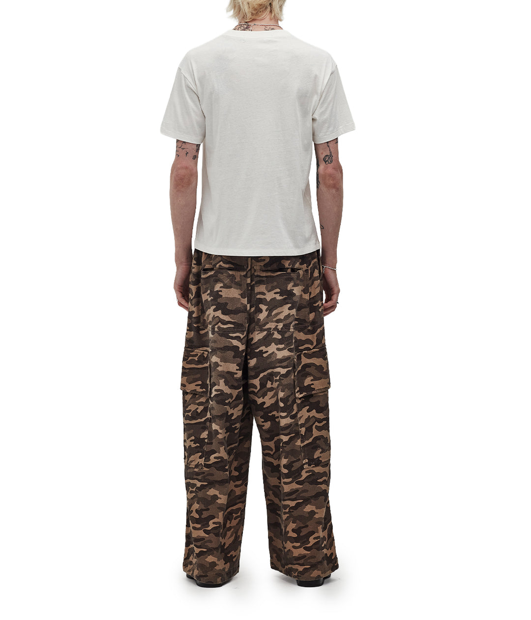 GOD IS A WOMAN T-SHIRT - ROCK N ROLL FIT