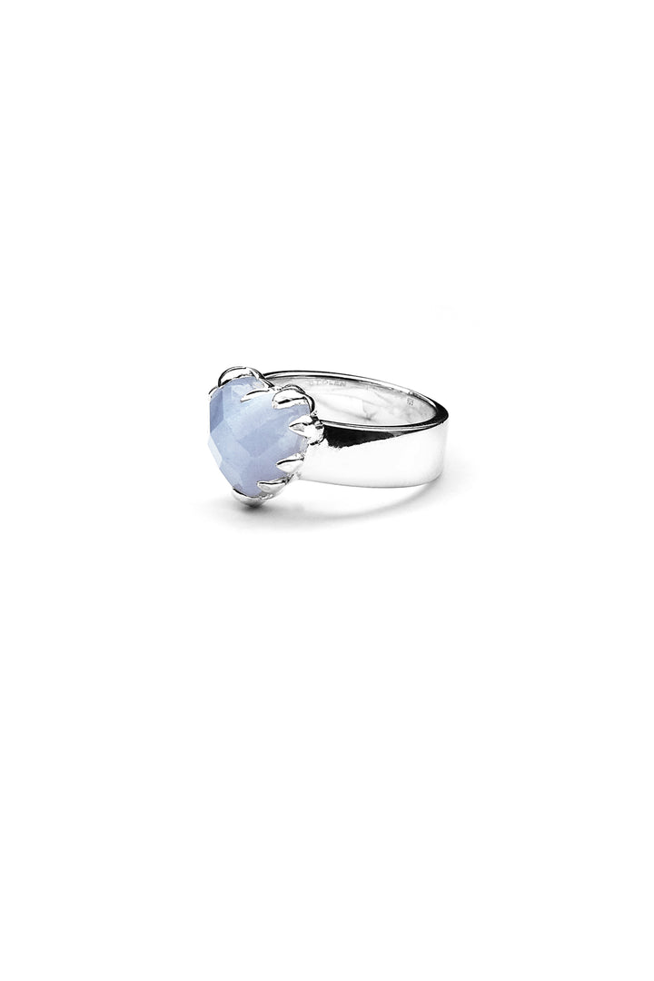 LOVE CLAW RING BLUE LACE AGATE