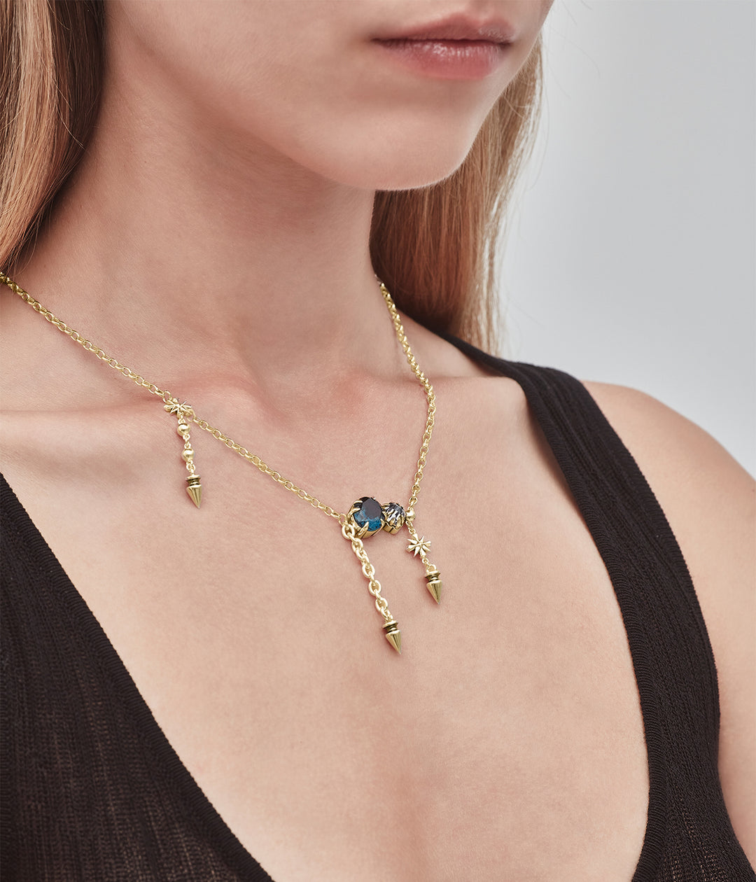 REGAL HARMONY DROPLET NECKLACE - GOLD PLATED