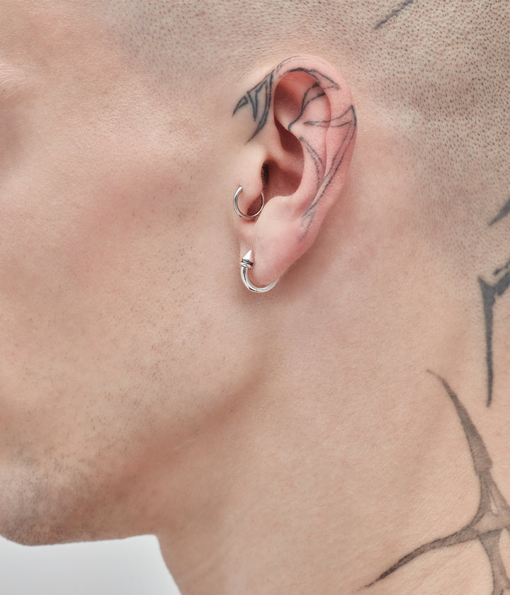 CLOSED FOB HUGGIE EARRINGS