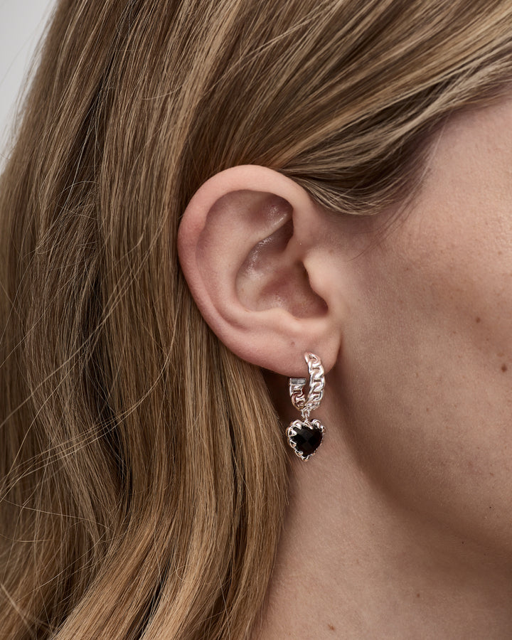 LOVE CLAW CURB HOOPS - ONYX