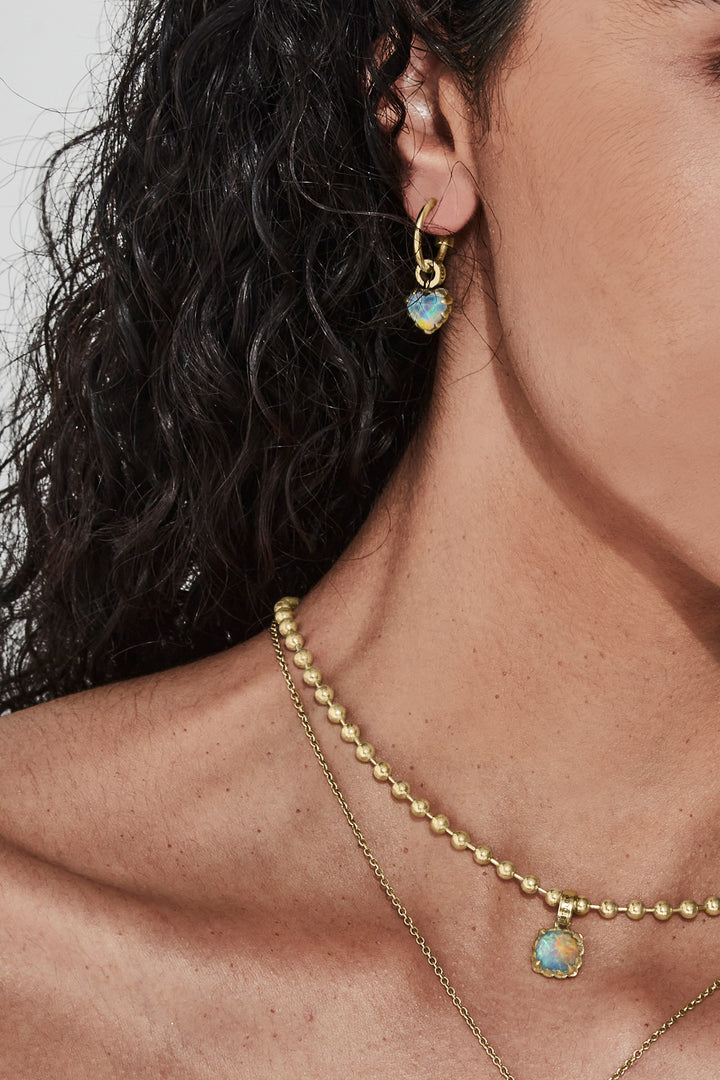LOVE CLAW ANCHOR EARRINGS BELLO OPAL - GOLD PLATED