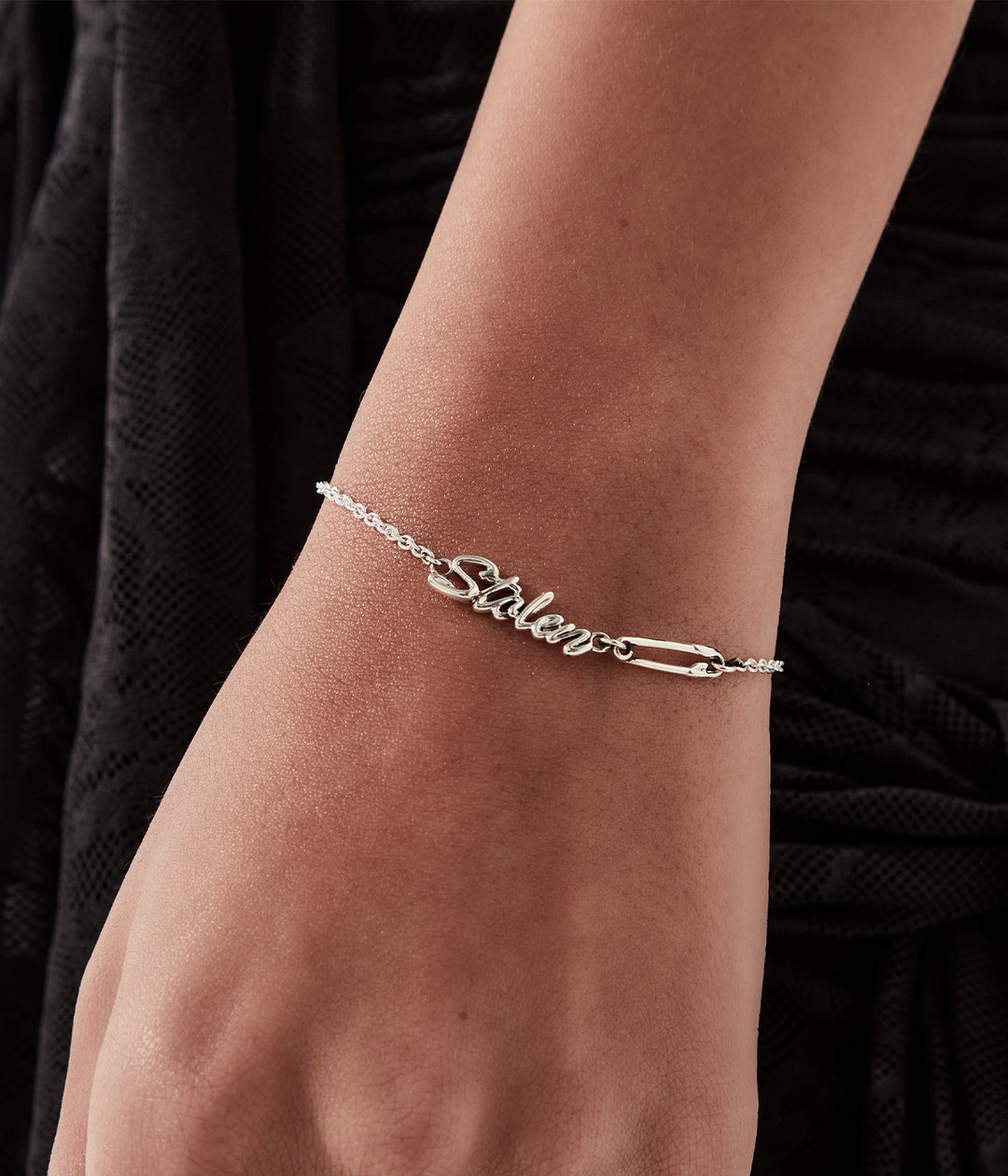 SENTIMENTAL SCRIPT BRACELET
