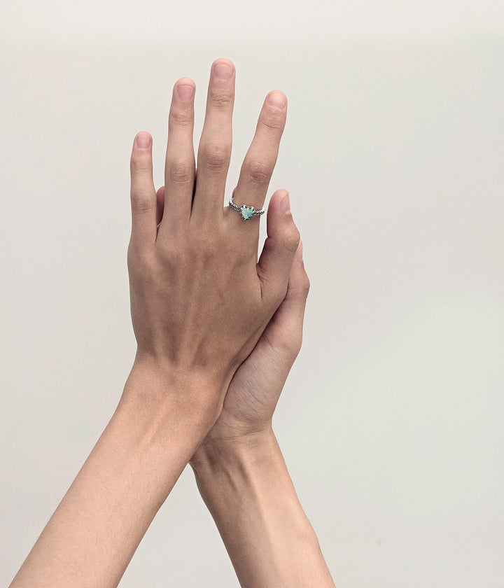 MINI CLAW RING BELLO OPAL
