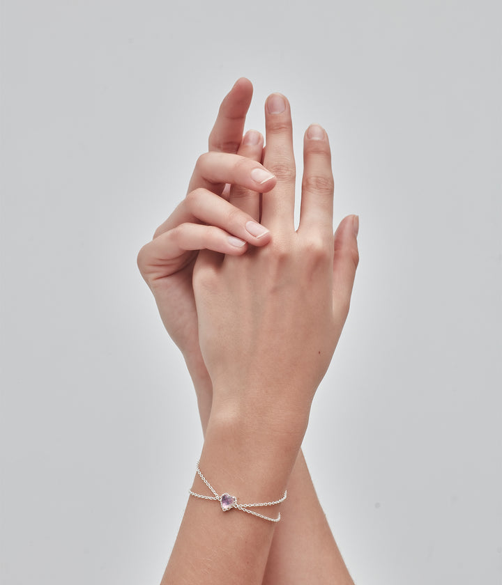 LOVE CLAW BRACELET MYSTIC QUARTZ