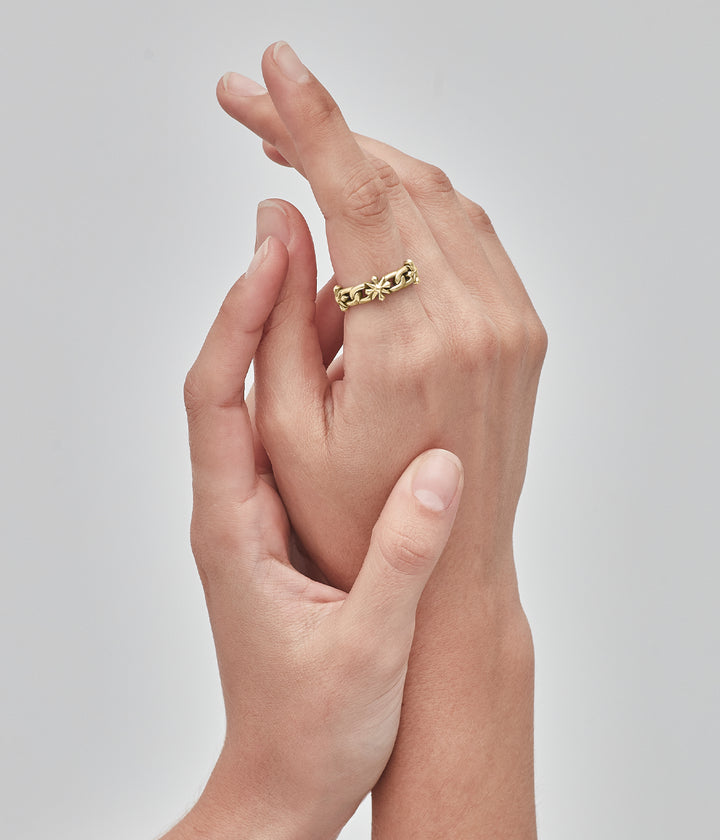 MIDNIGHT CROSS CURB RING - GOLD VERMEIL