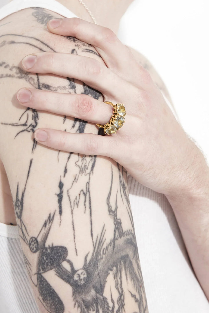 DELICATE DISTORTION COCKTAIL RING - GOLD VERMEIL