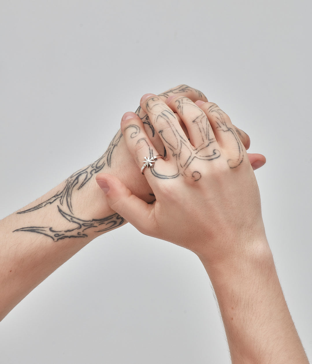 MIDNIGHT CROSS RING