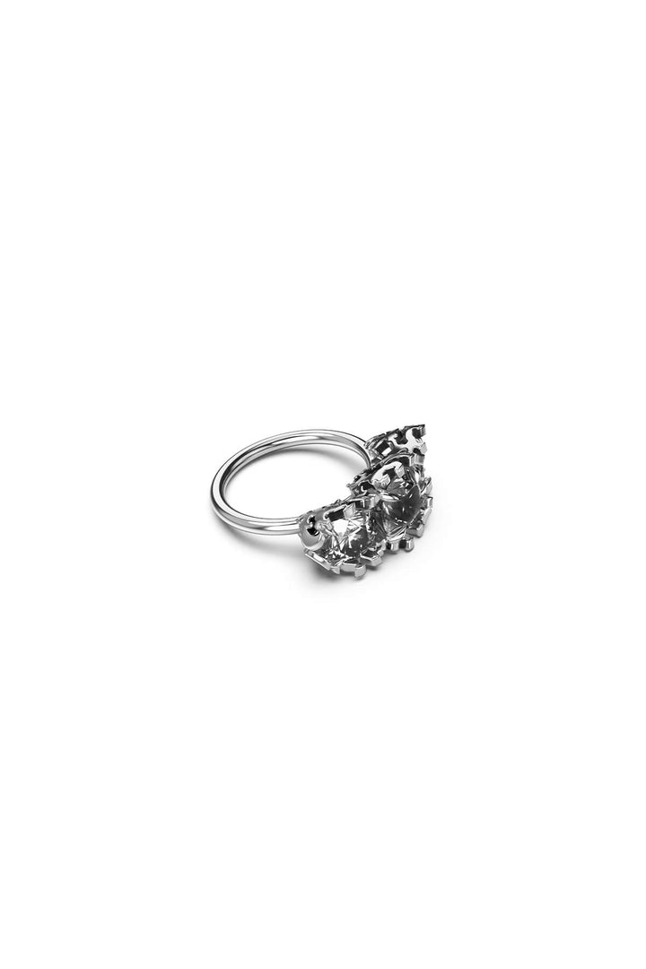 DELICATE DISTORTION COCKTAIL RING