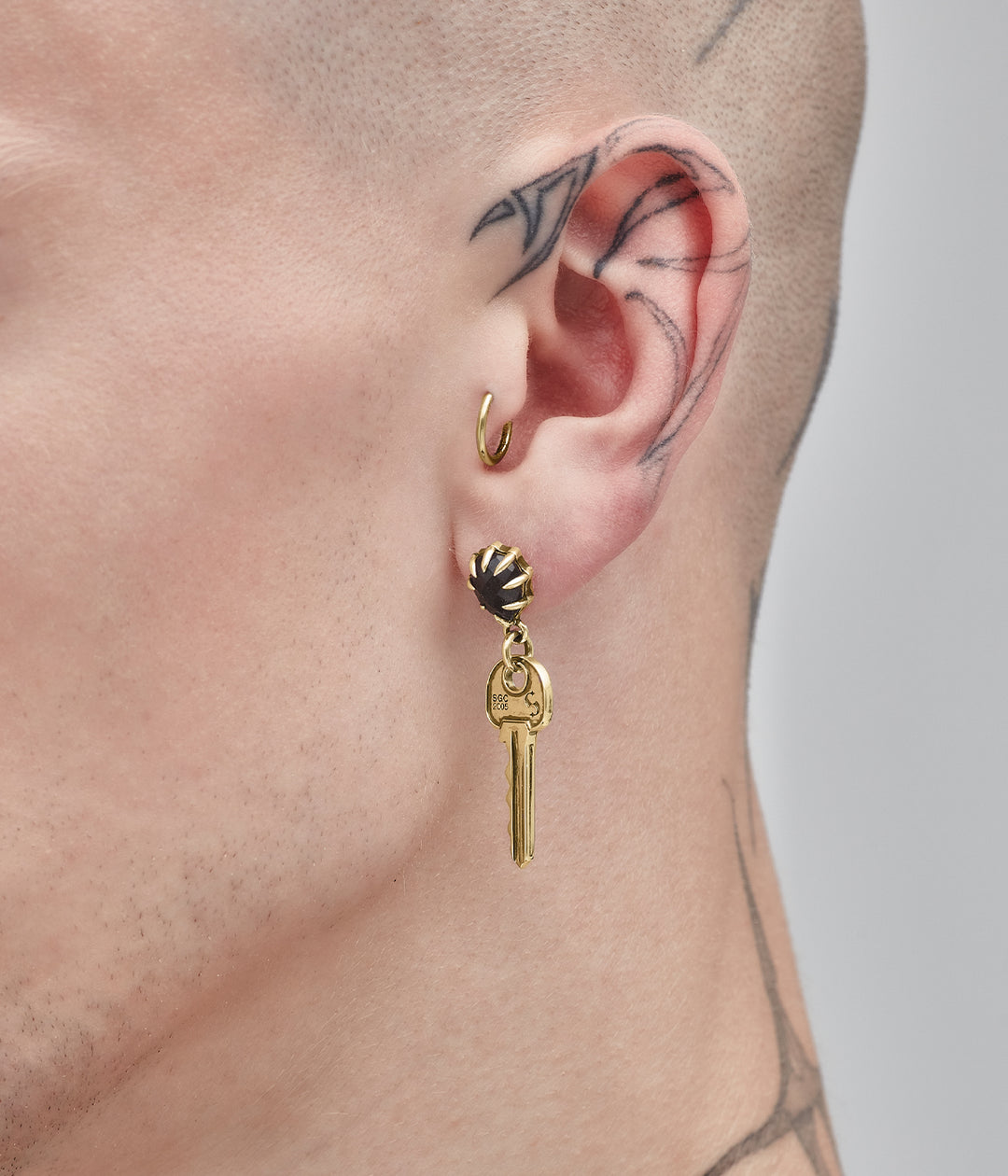 MASTER KEY DROP EARRINGS - GOLD PLATED