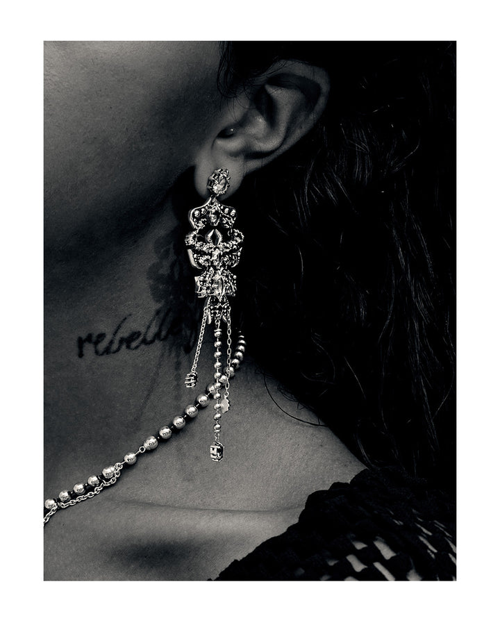 GILDED VENOM COCKTAIL EARRINGS