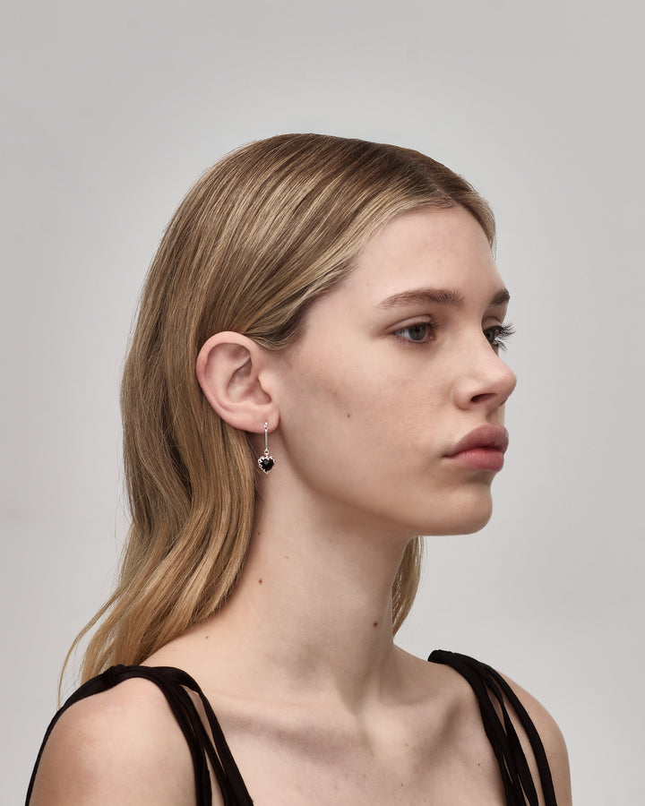 LOVE CLAW BAR EARRINGS - ONYX