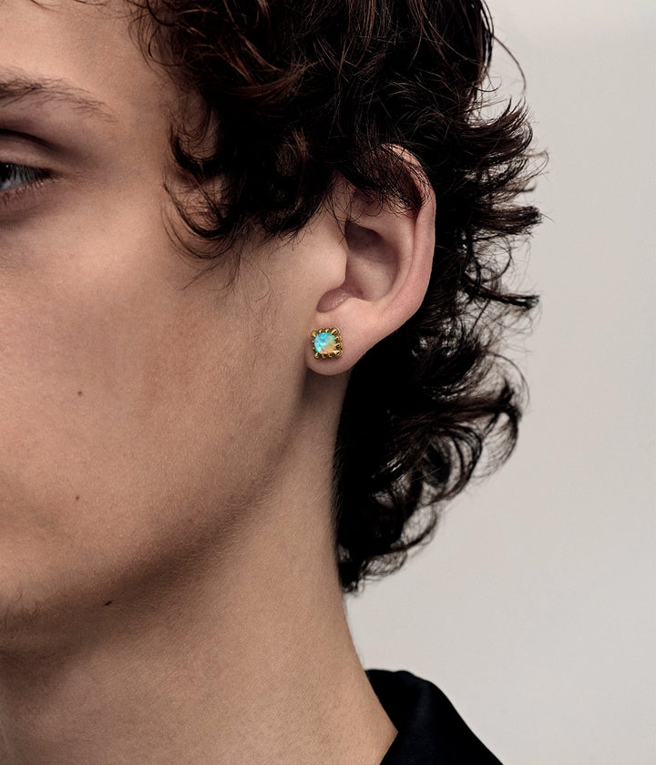 BABY CLAW STUDS BELLO OPAL - GOLD PLATED