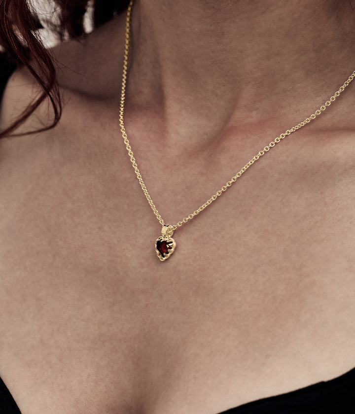 MINI LOVE CLAW NECKLACE GARNET - GOLD PLATED