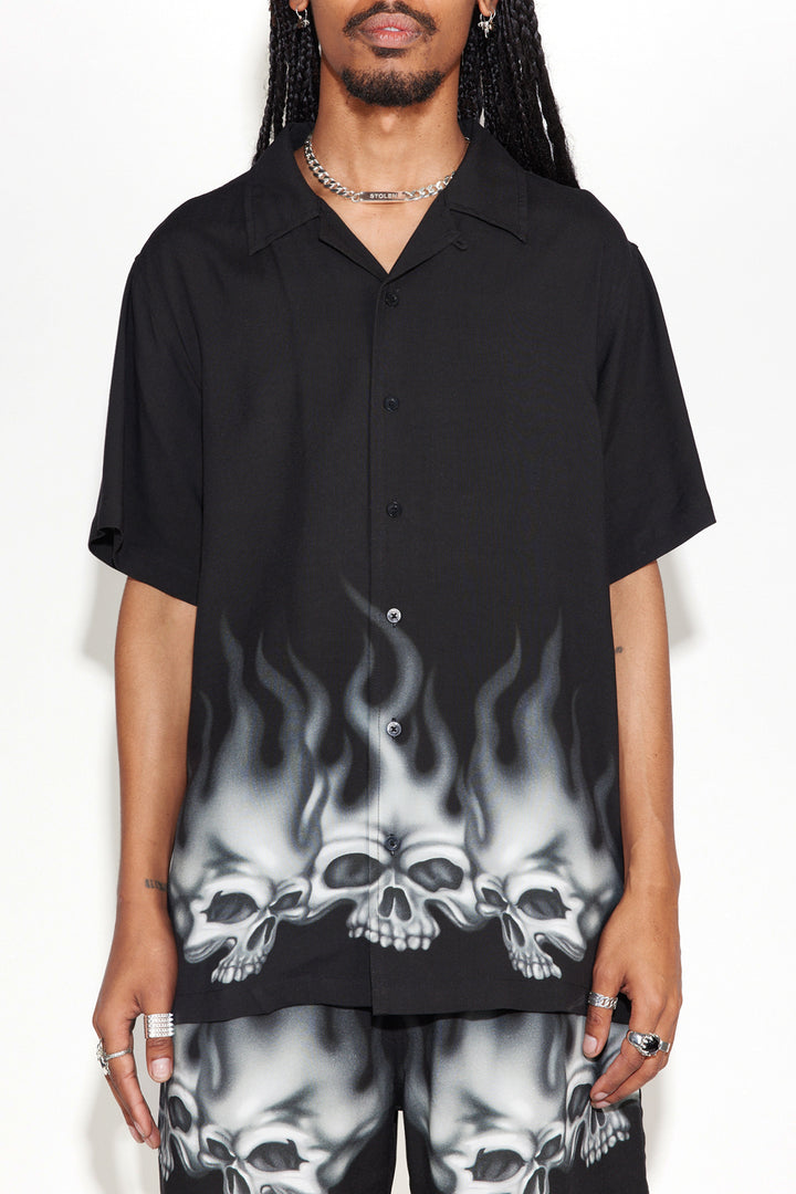 SMOKING SKULLS SHIRT