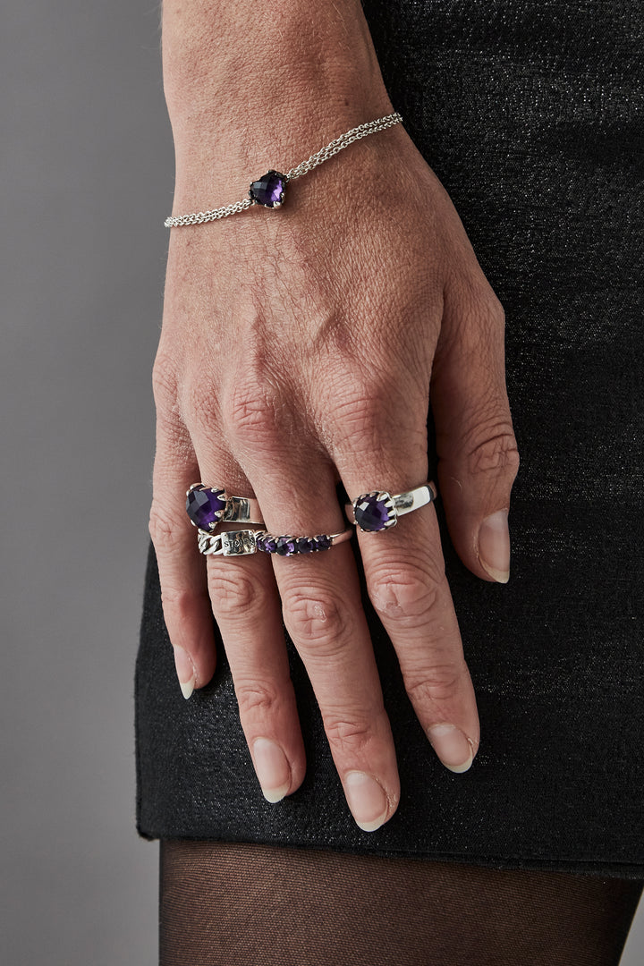 LOVE CLAW RING DARK AMETHYST