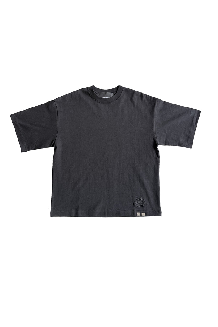 BLACK LETTER T-SHIRT - RELAXED-FIT