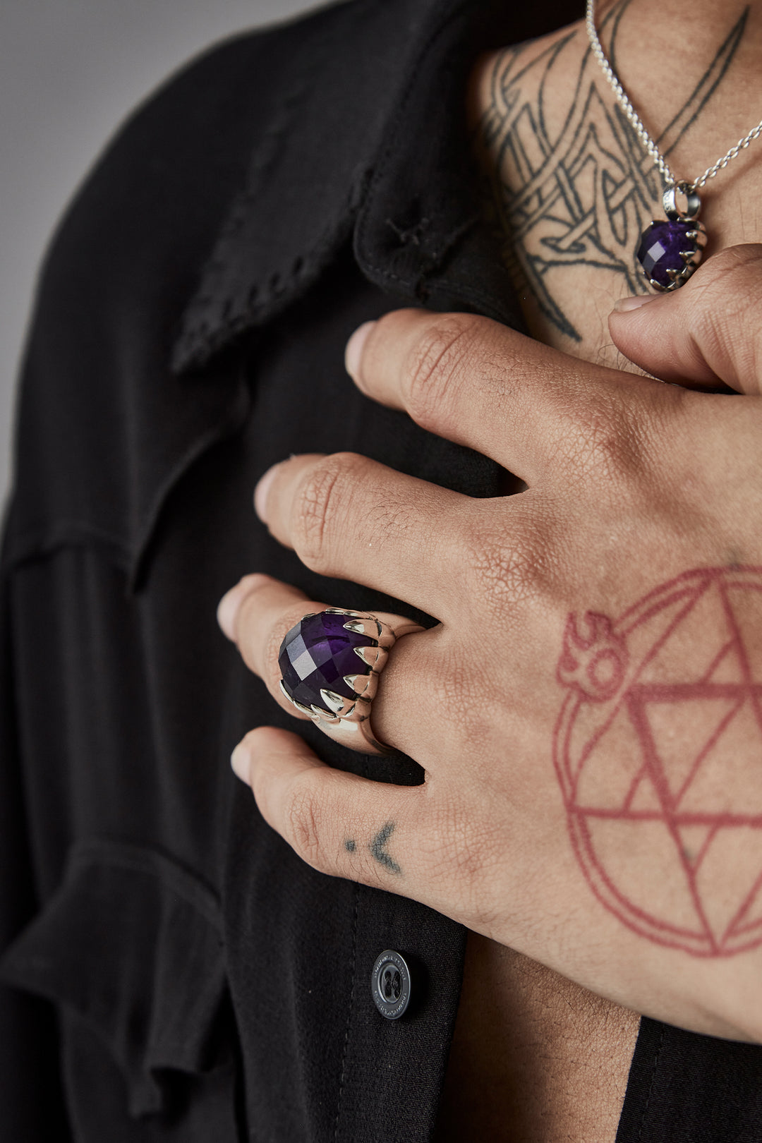 CLAW RING DARK AMETHYST