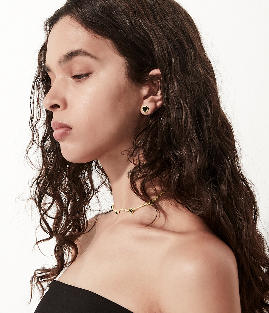 MINI LOVE CLAW STUD EARRINGS - GOLD PLATED