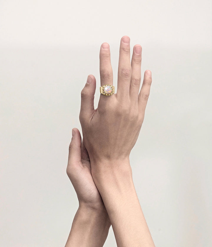 CLAW RING - PINK BELLO OPAL - 18K GOLD VERMEIL