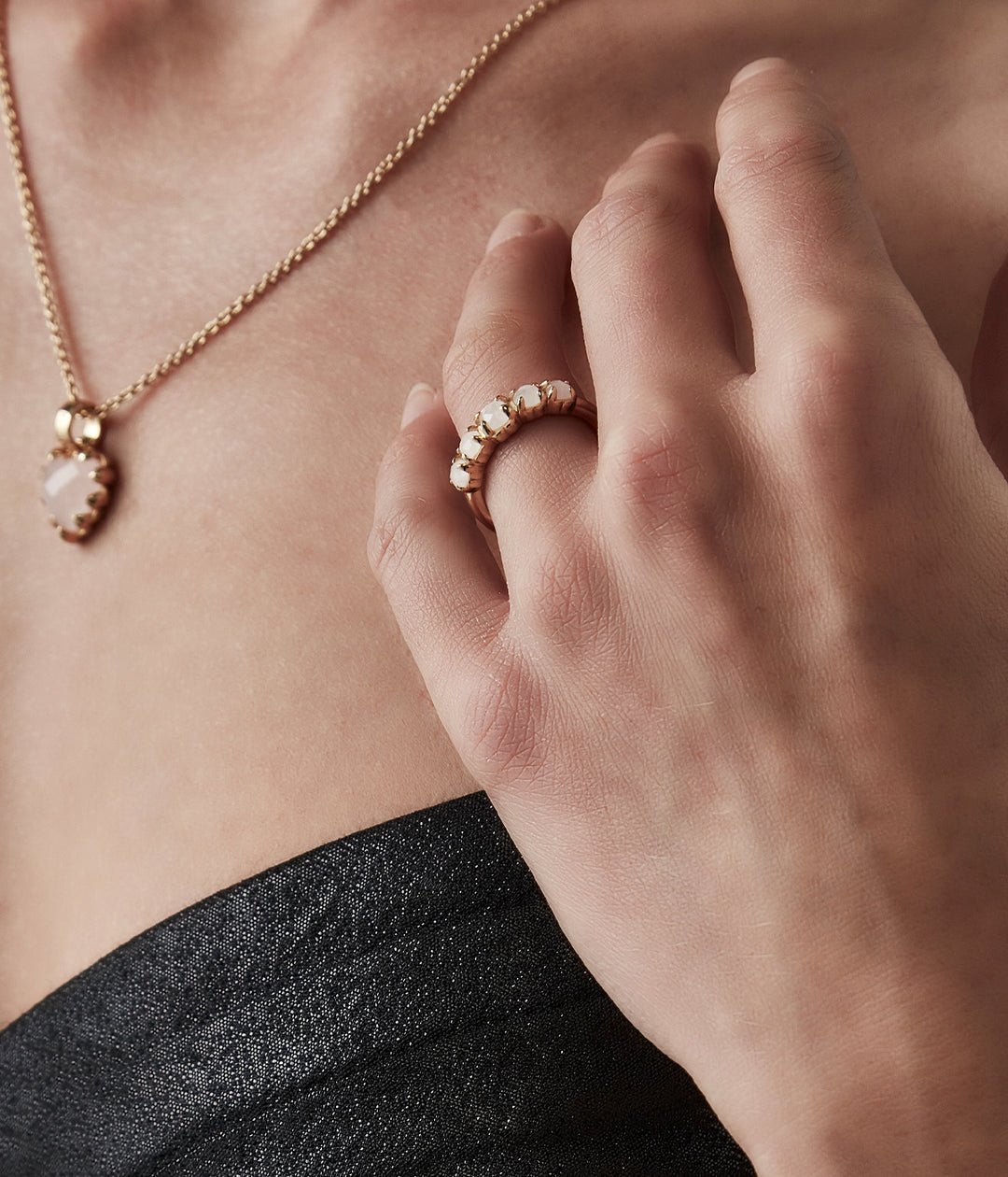 HALO CLUSTER RING ROSE QUARTZ - GOLD VERMEIL