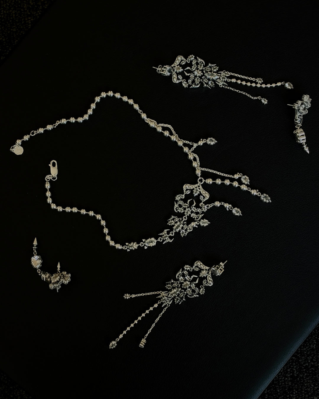 GILDED VENOM COCKTAIL CHOKER