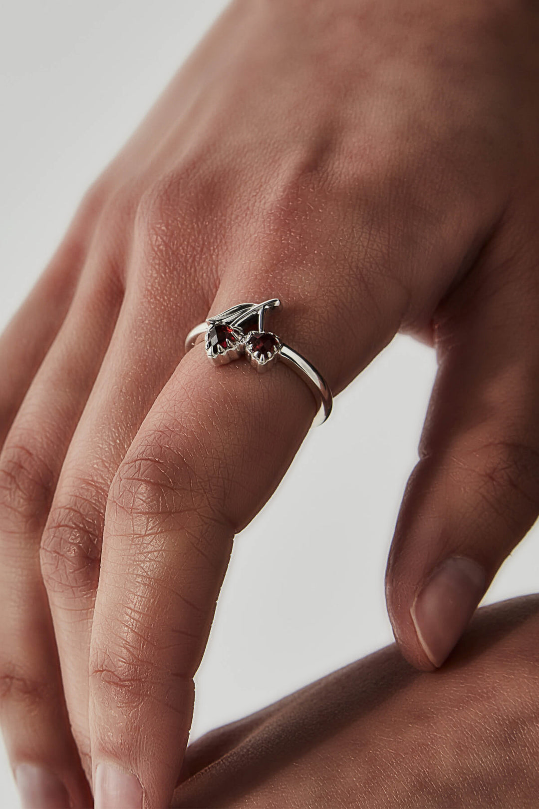 LOVE CLAW CHERRY RING