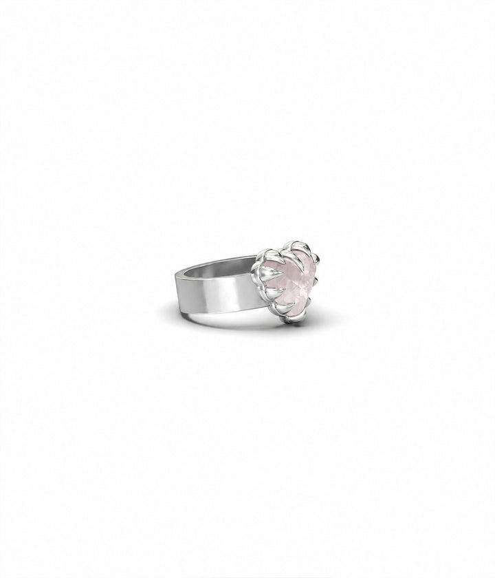 LOVE CLAW RING - ROSE QUARTZ