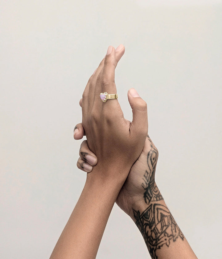 LOVE CLAW RING - PINK BELLO OPAL - 18K GOLD VERMEIL