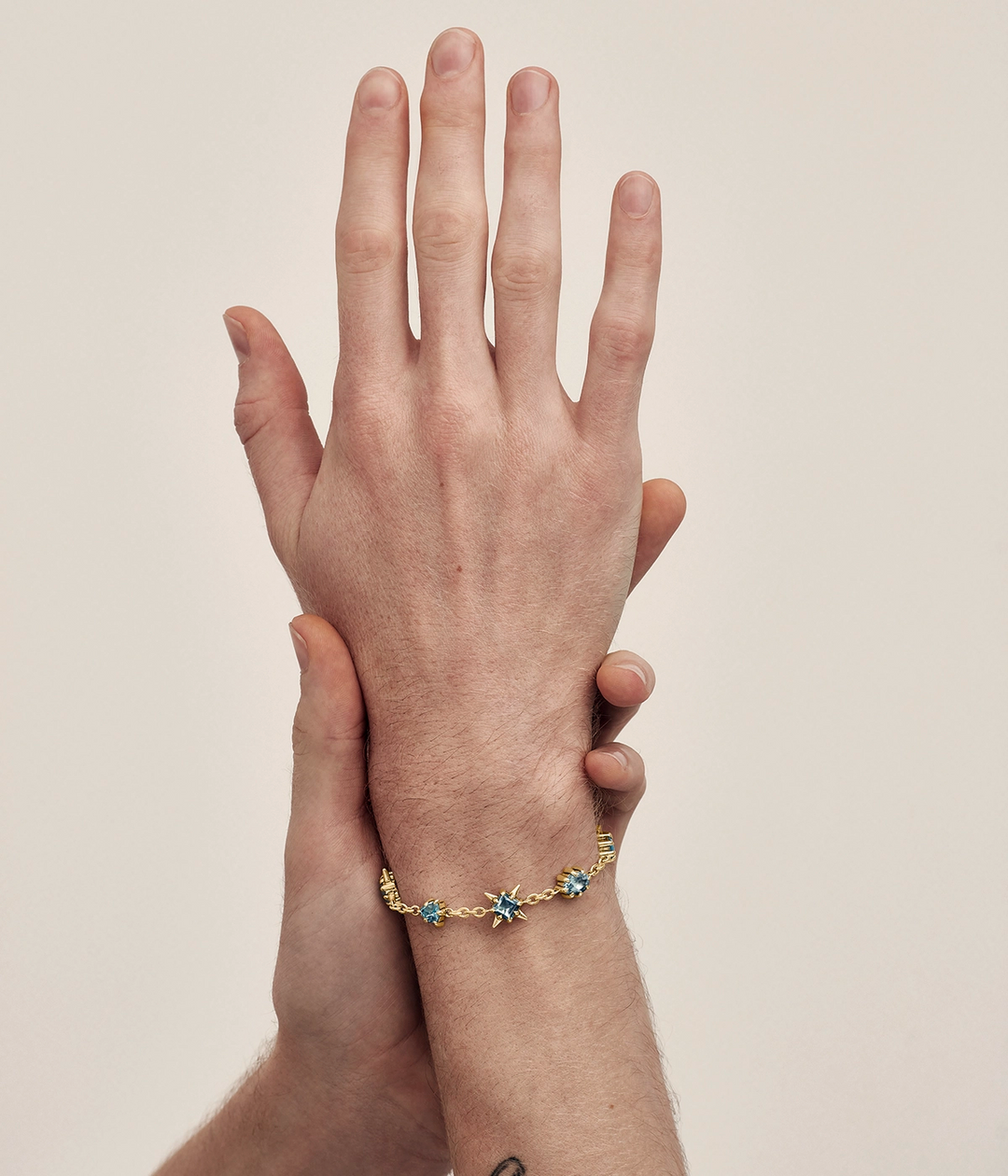 PRECIOUS PUNK INFINITY BRACELET - SKY BLUE TOPAZ - 18K GOLD PLATED
