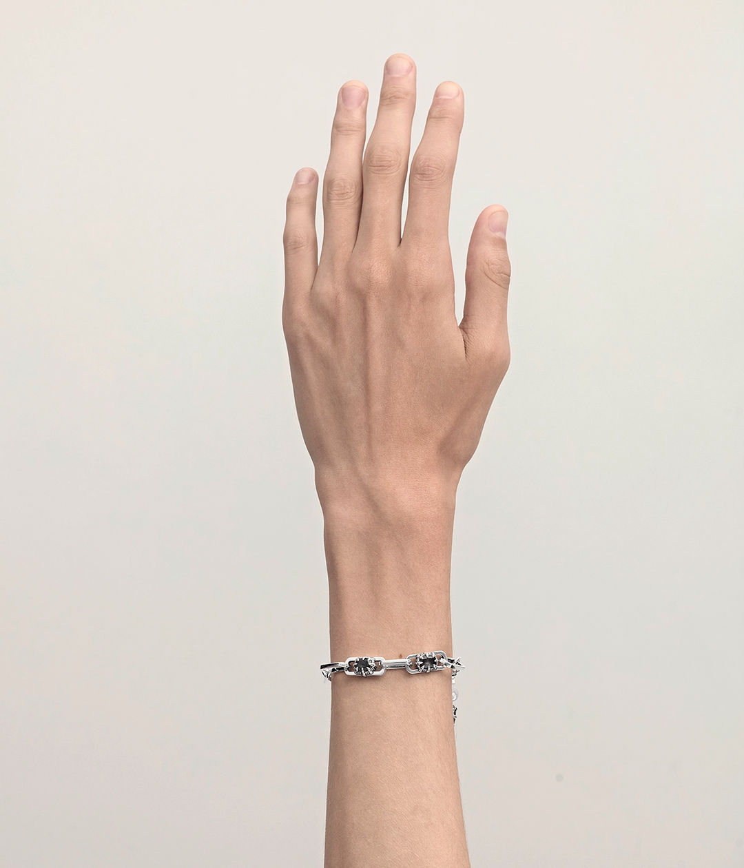 DAHLIA'S EMBRACE COCKTAIL BRACELET