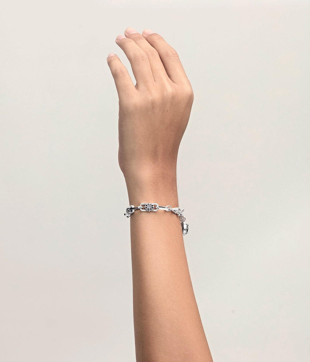 DAHLIA'S EMBRACE COCKTAIL BRACELET